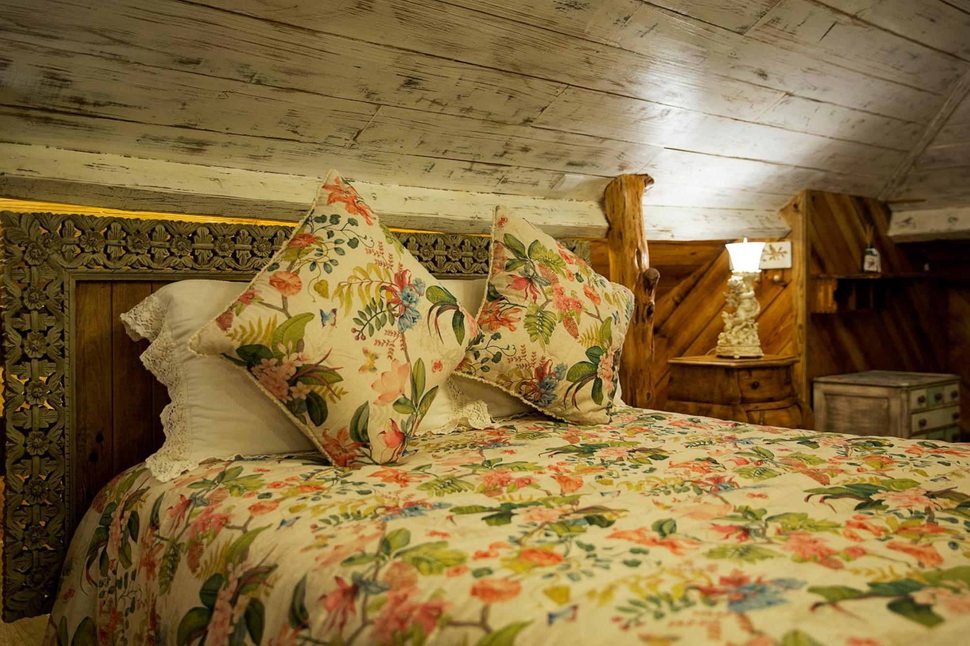 Ninho Saloio Bed & Breakfast Venda do Pinheiro Exterior photo