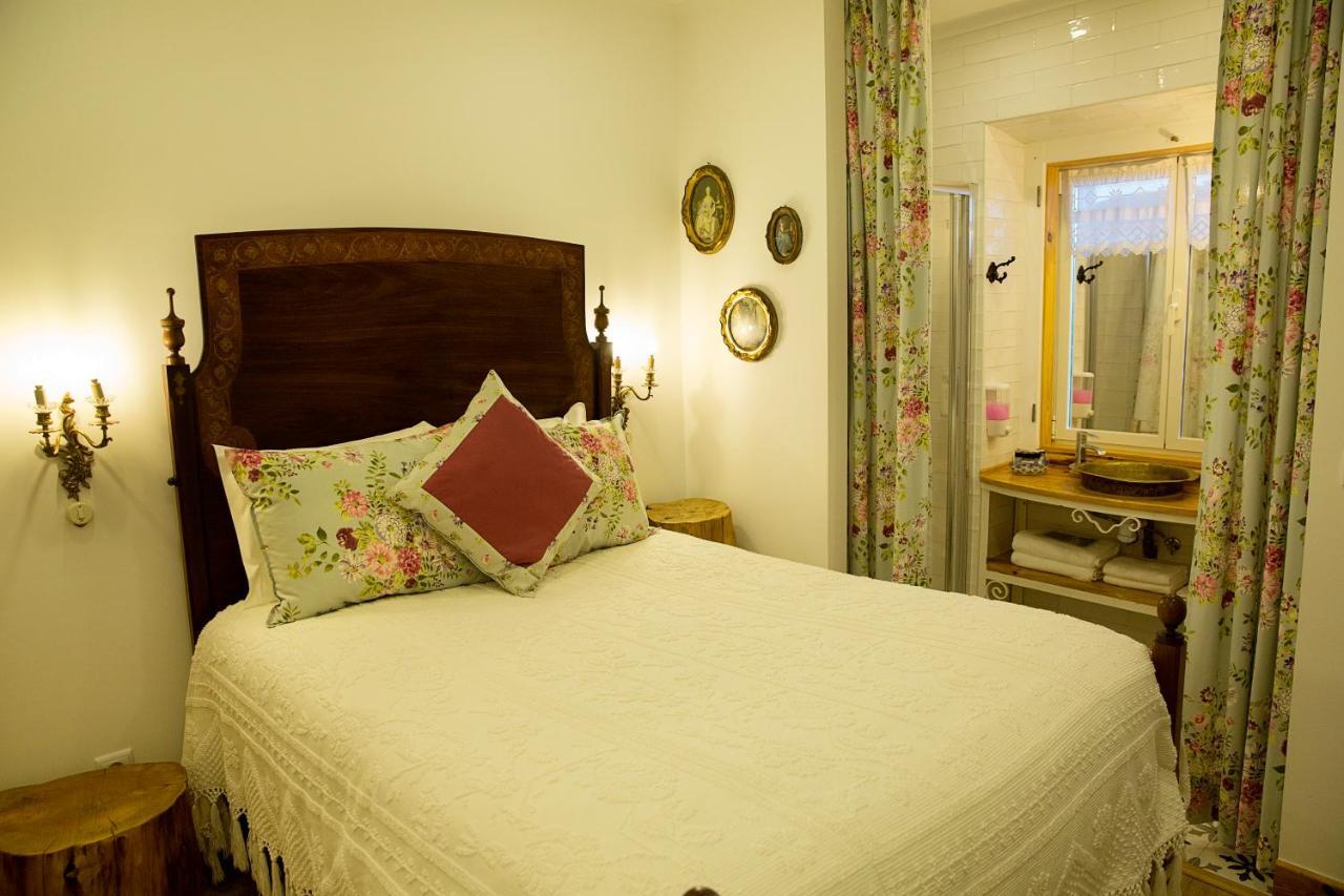 Ninho Saloio Bed & Breakfast Venda do Pinheiro Exterior photo